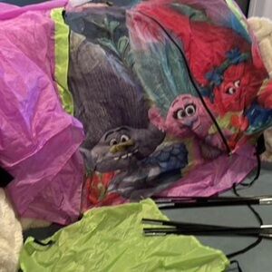 Trolls bed tent